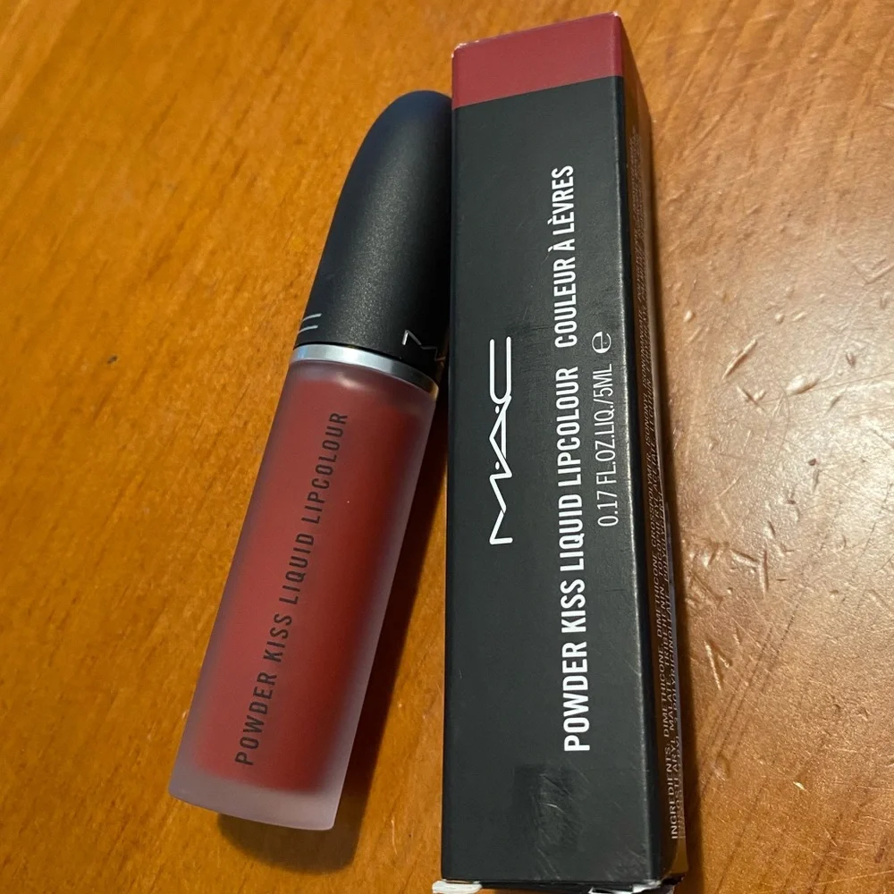 MAC Powder Kiss Liquid Lipcolour Devoted to Chili